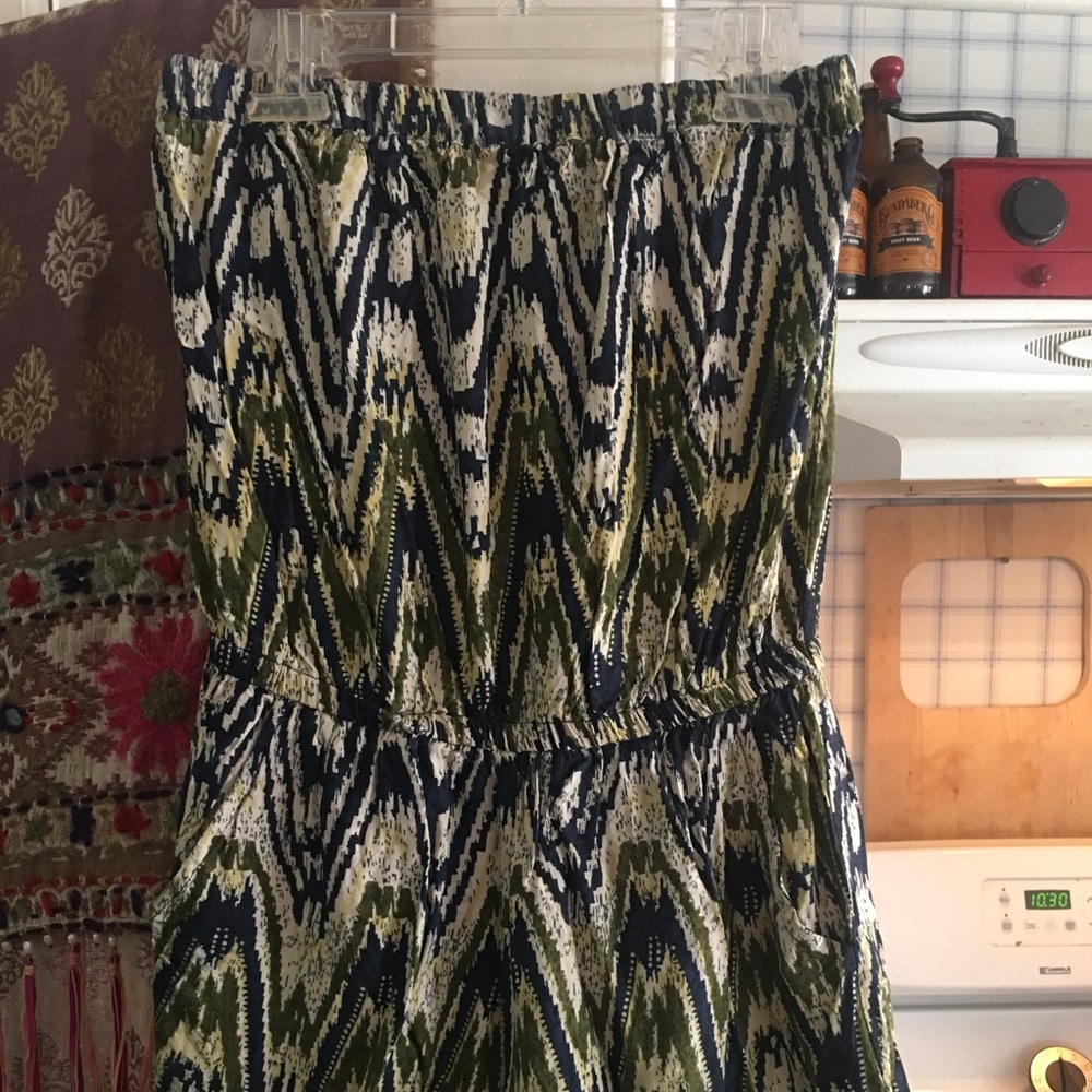 Angie printed romper..with pockets!